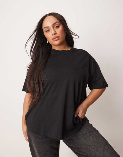 Curve Boxy Tee