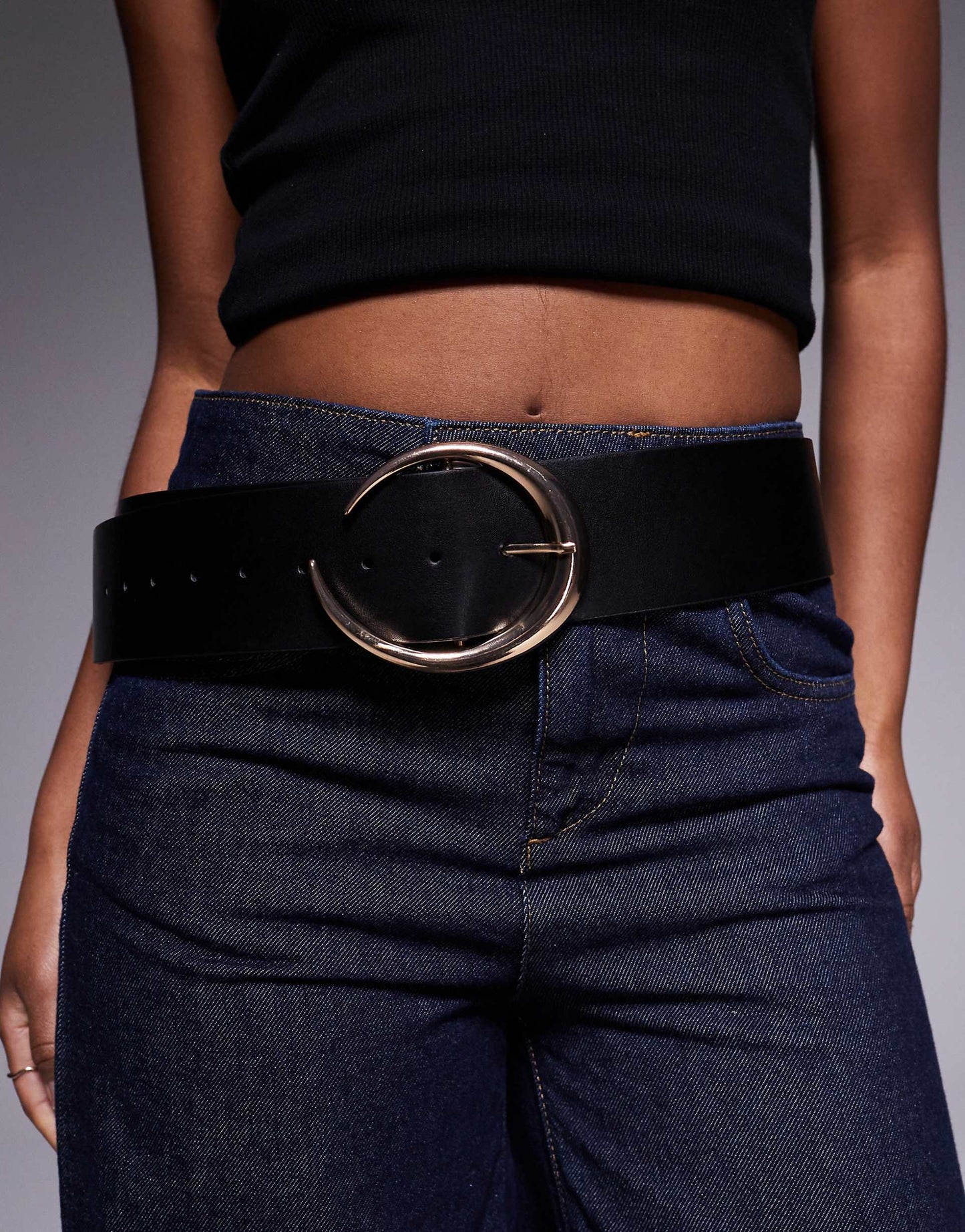 Wide Low Waist Circle Belt