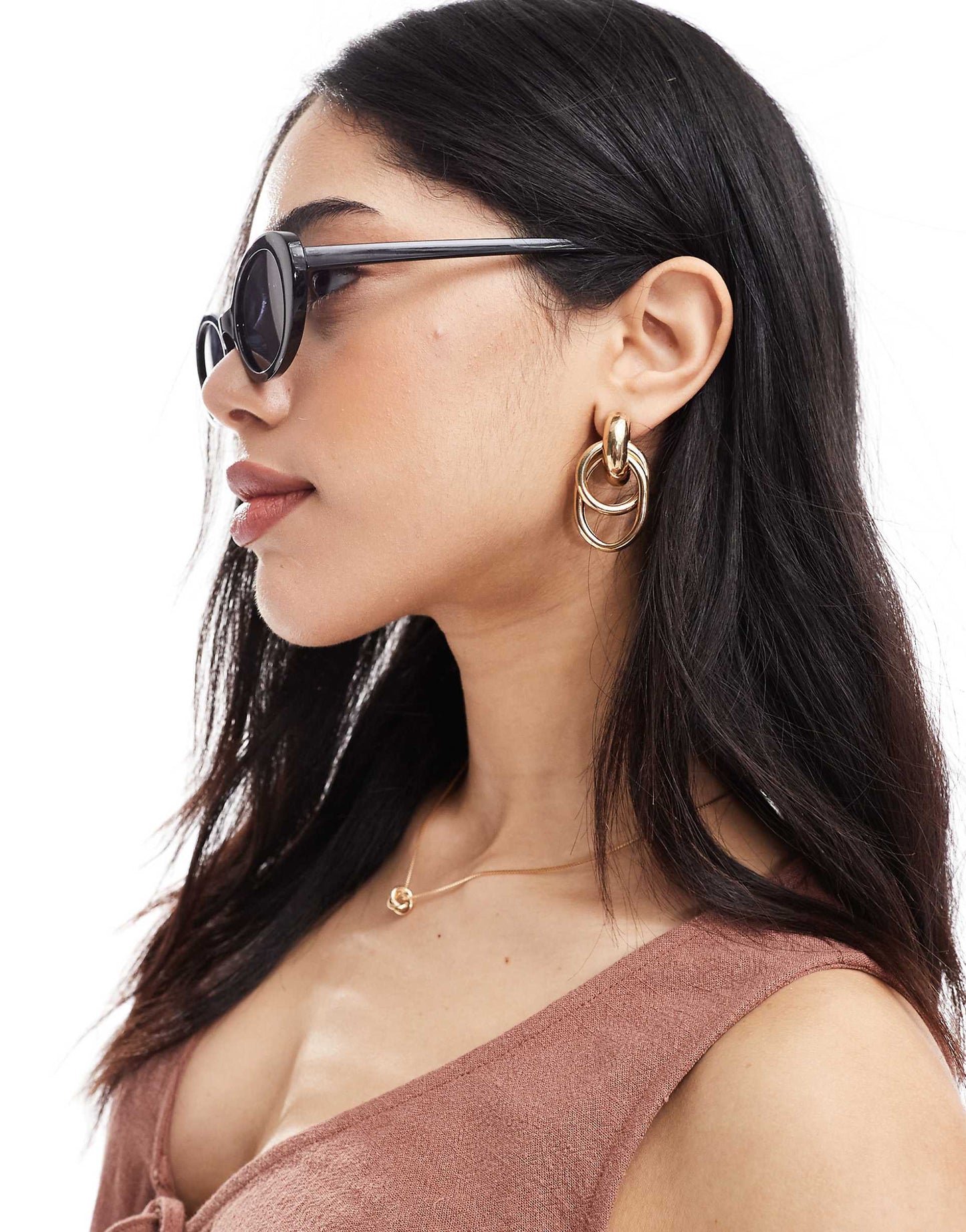 Oval Framed Sunglasses With Black Tint Lense