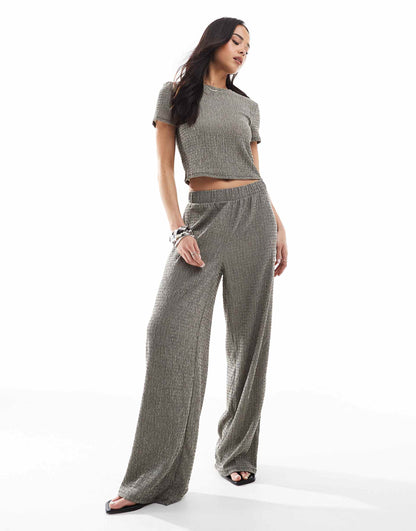 Textured Plisse Wide Leg Trouser Co-Ord