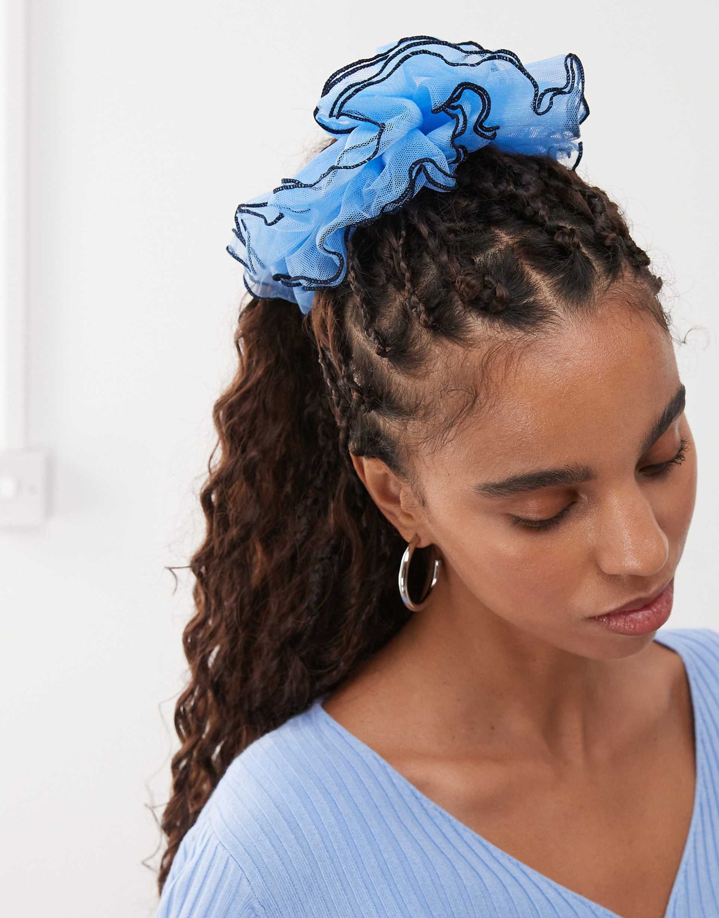 Oversized Scrunchie With Contrast Trim