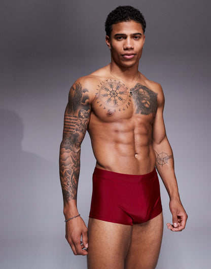 Stretch Trunk