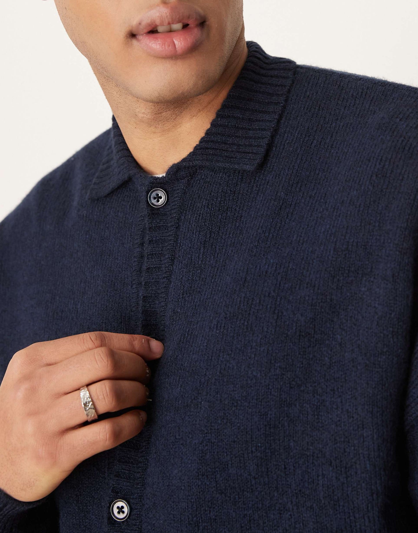 Relaxed Boxy Fit Knitted Collar Cardigan