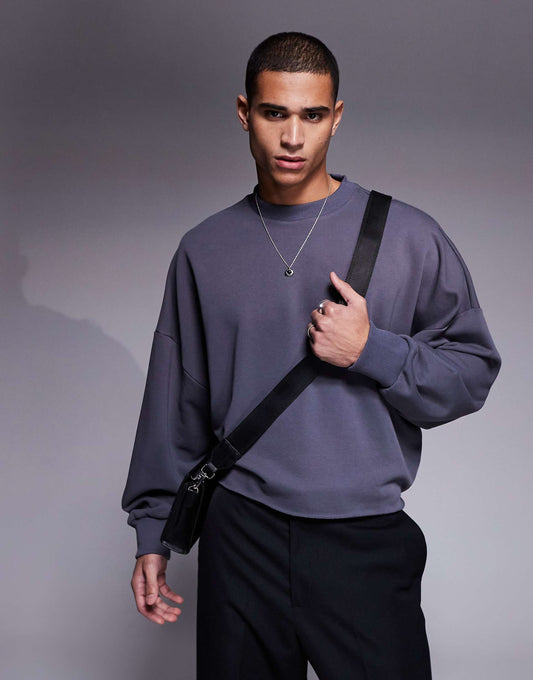 Extreme Oversized Sweatshirt With Raw Hem