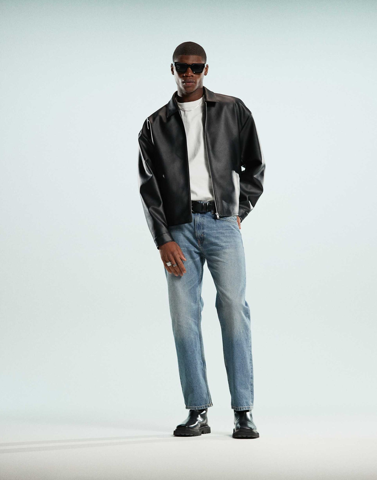 Relaxed Straight Fit Jeans
