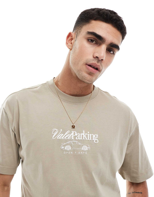 Box Fit Graphic T-Shirt