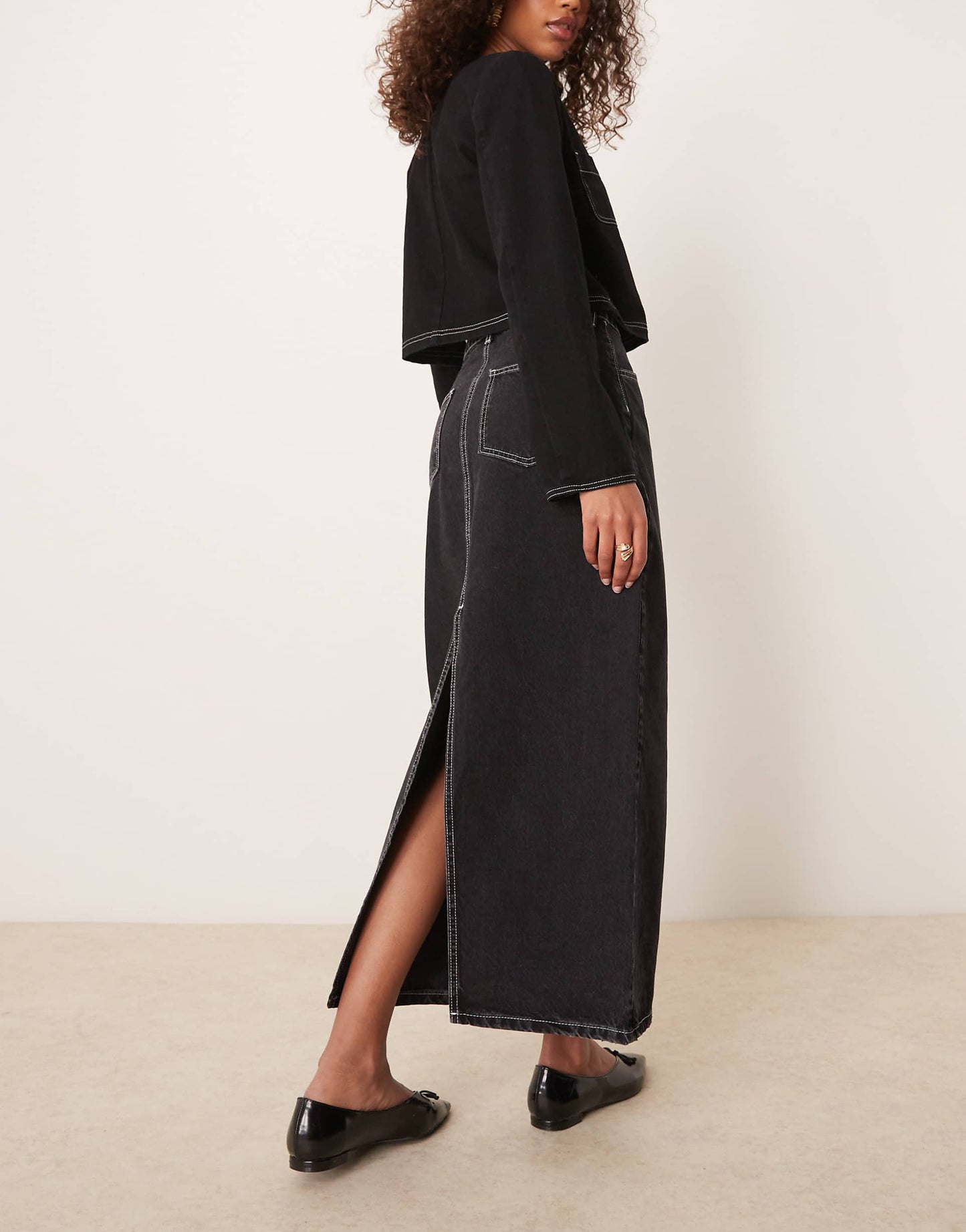 Denim Maxi Skirt With Patch Pockets Contrast Stitching