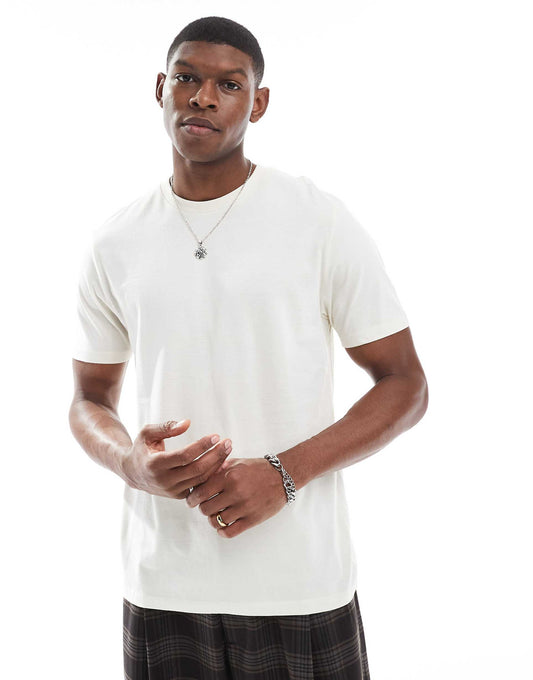 Essential Crew Neck T-Shirt