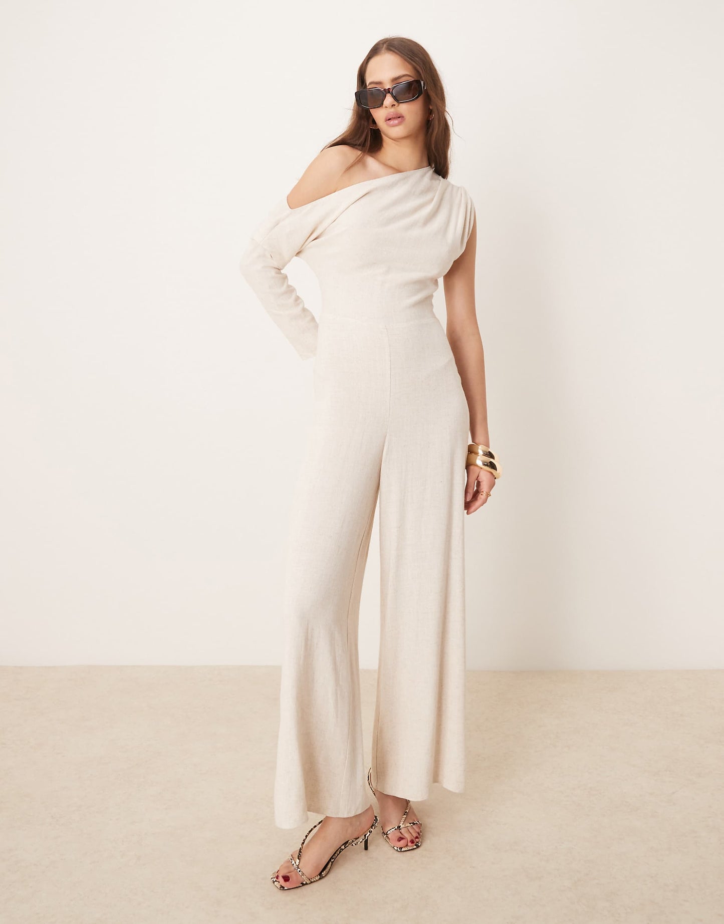 Linen Fallen Shoulder Jumpsuit