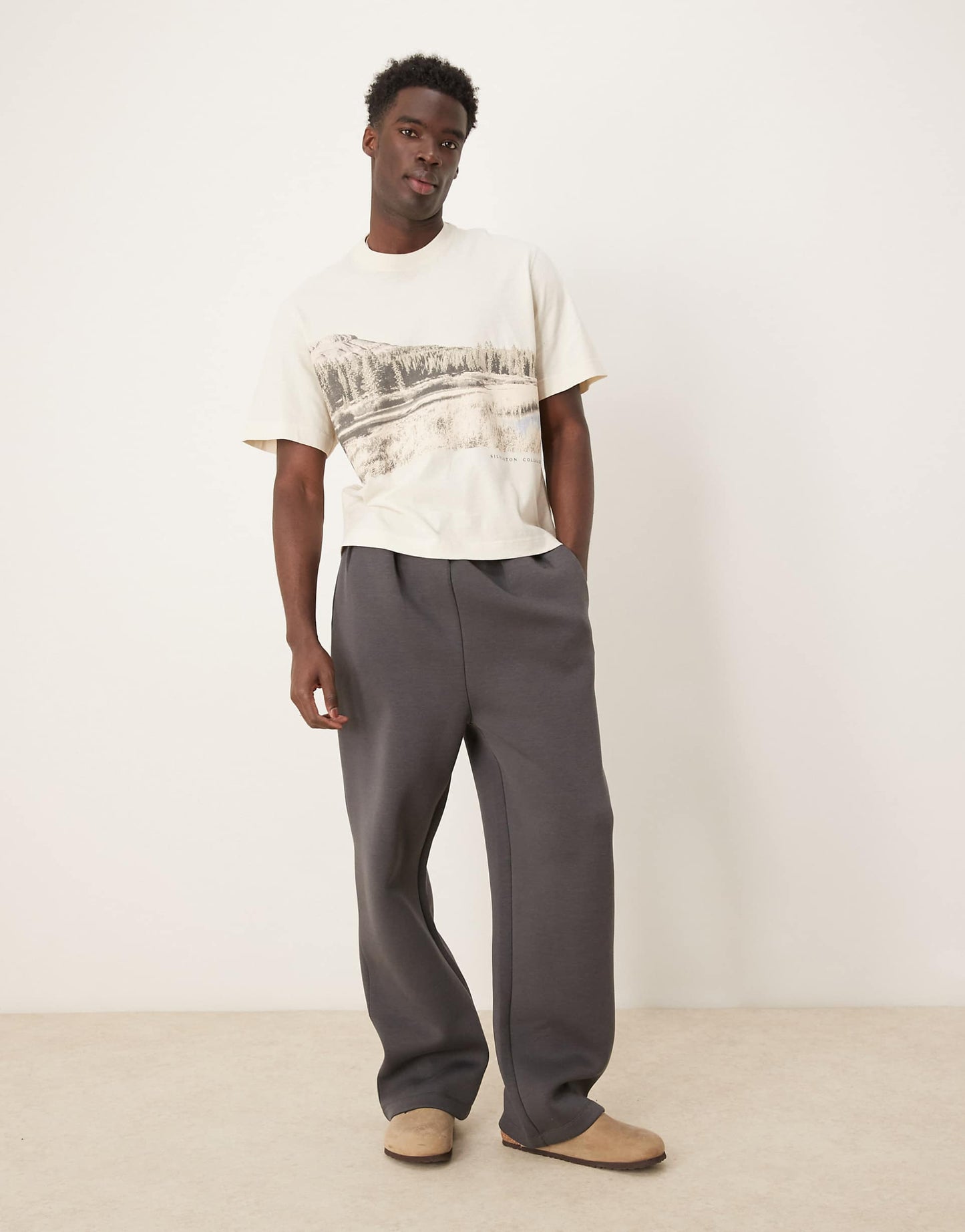 Short Sleeve Back Print Graphic T-Shirt