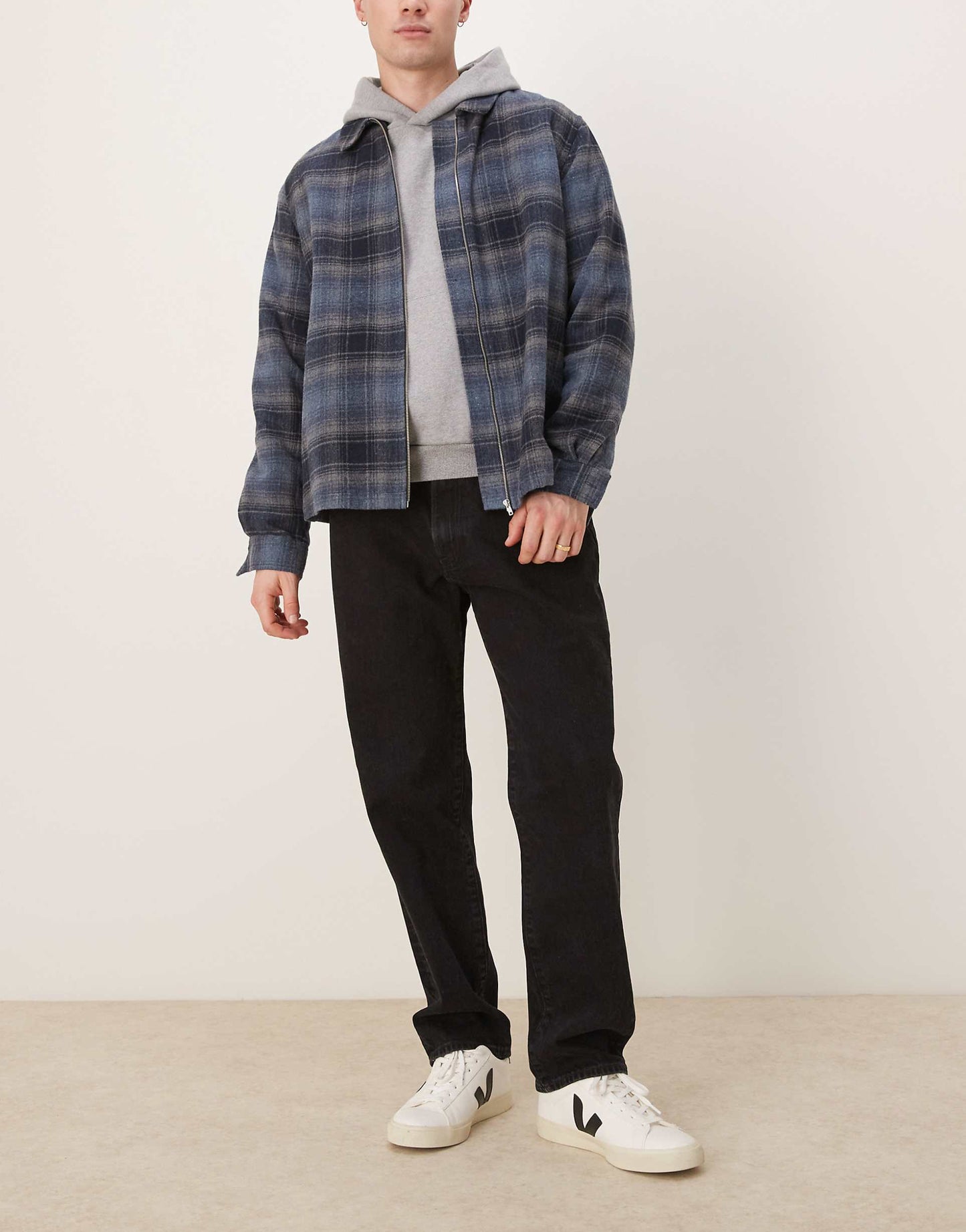 Athletic Loose Jeans