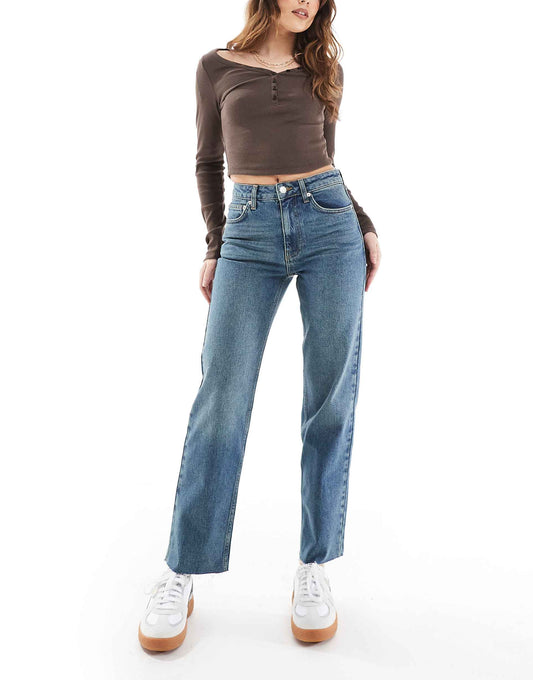 Comfort Stretch Straight Leg Jean