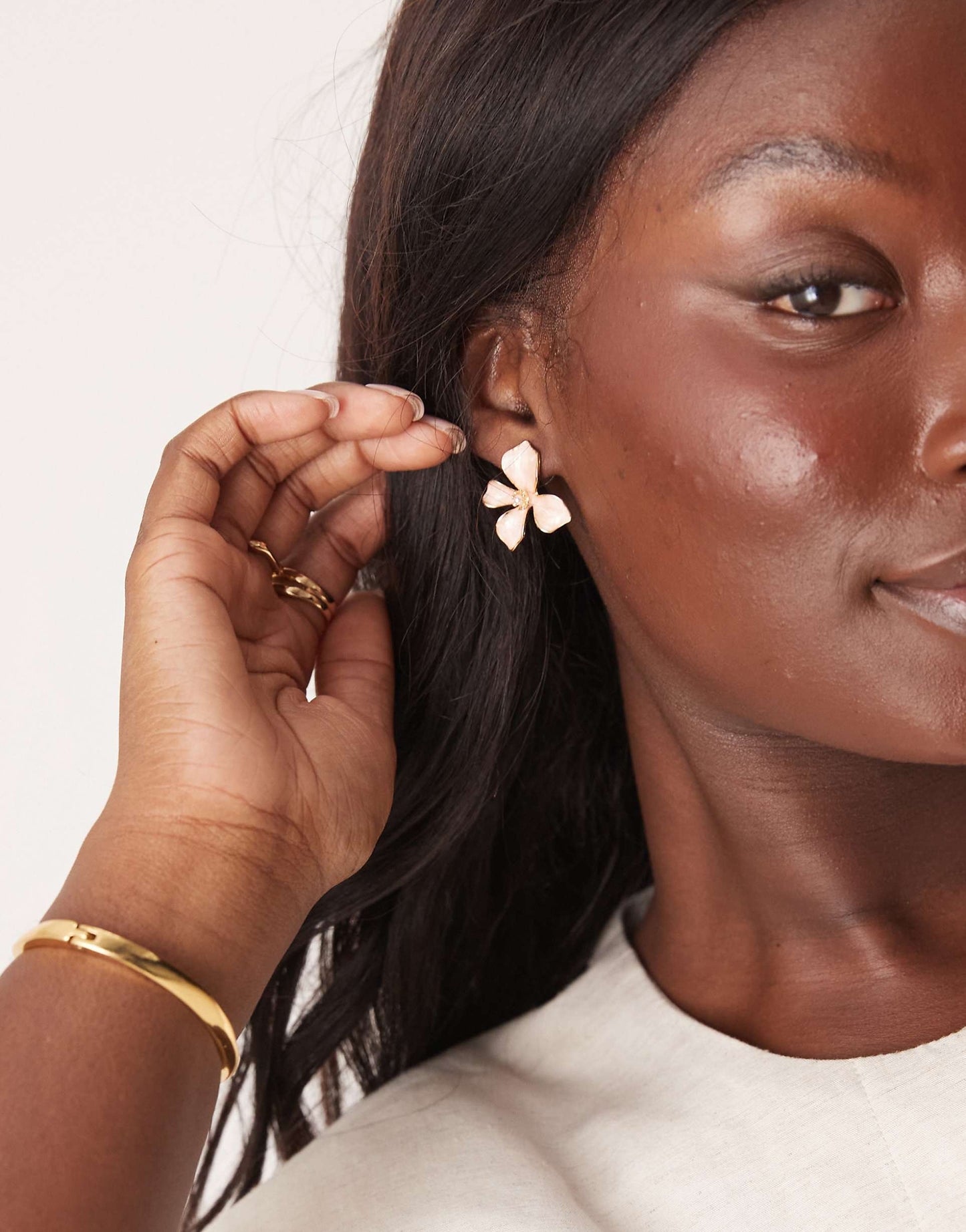 Flower Stud Earring With Pearl Detail