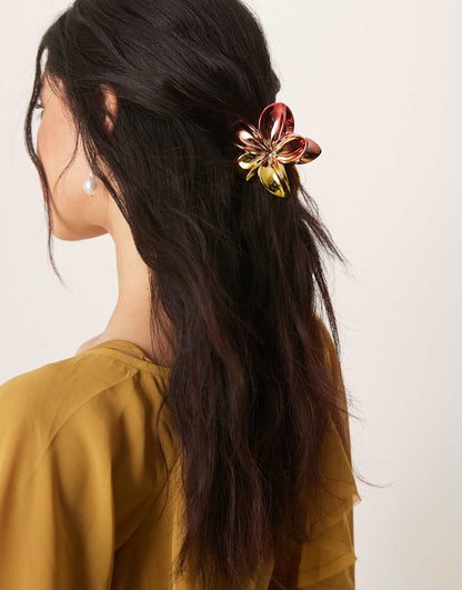 Hawaiian Flower Hair Clip