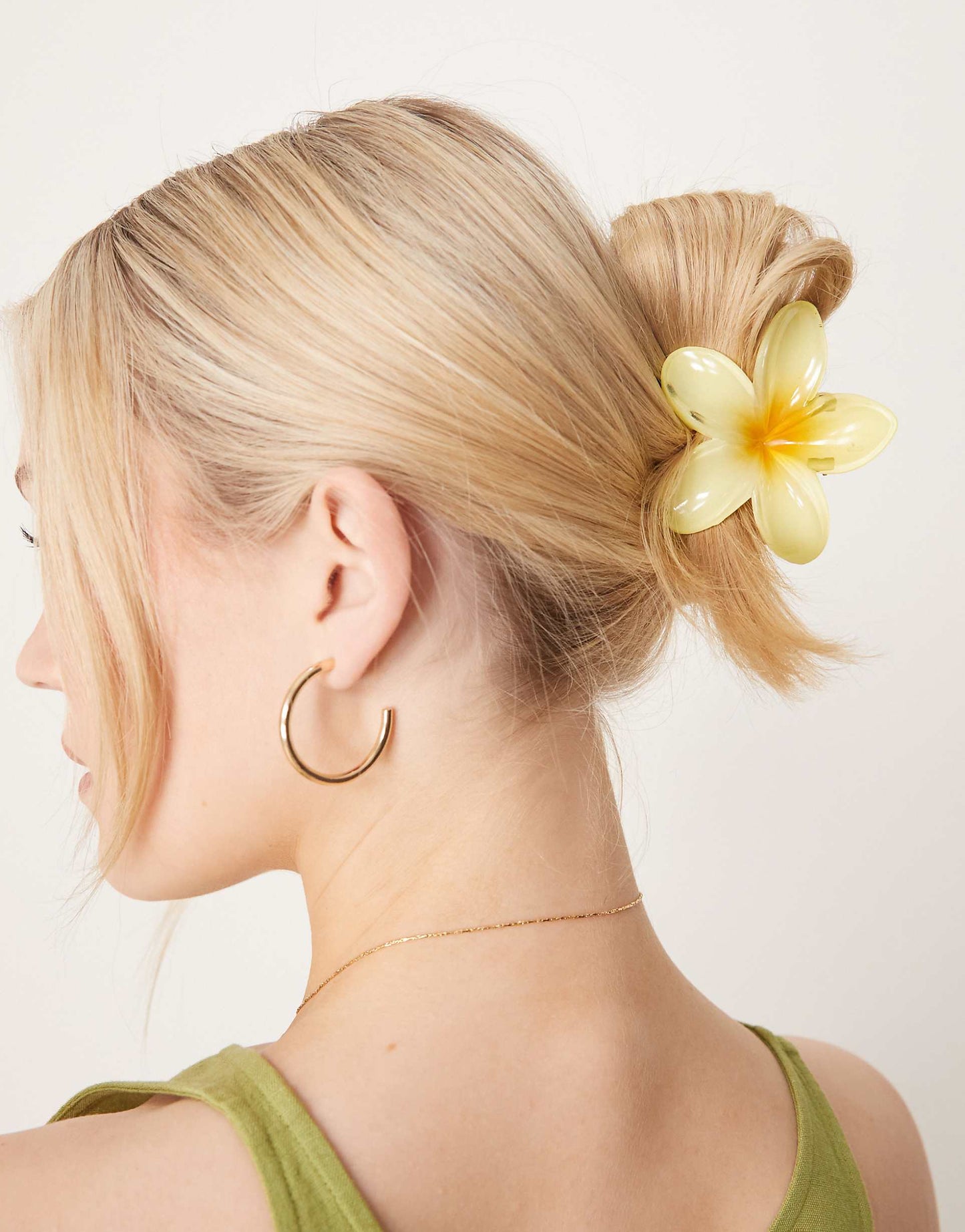 Hawaiian Flower Hair Clip