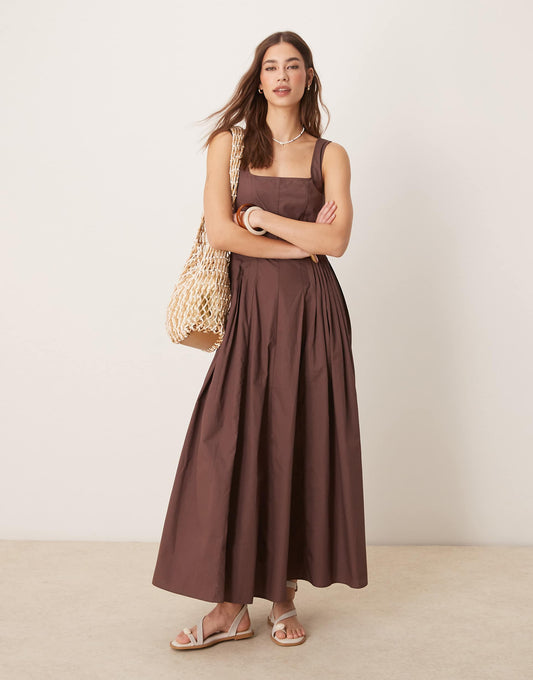 Scoop Neck Pleat Waist Midi Dress