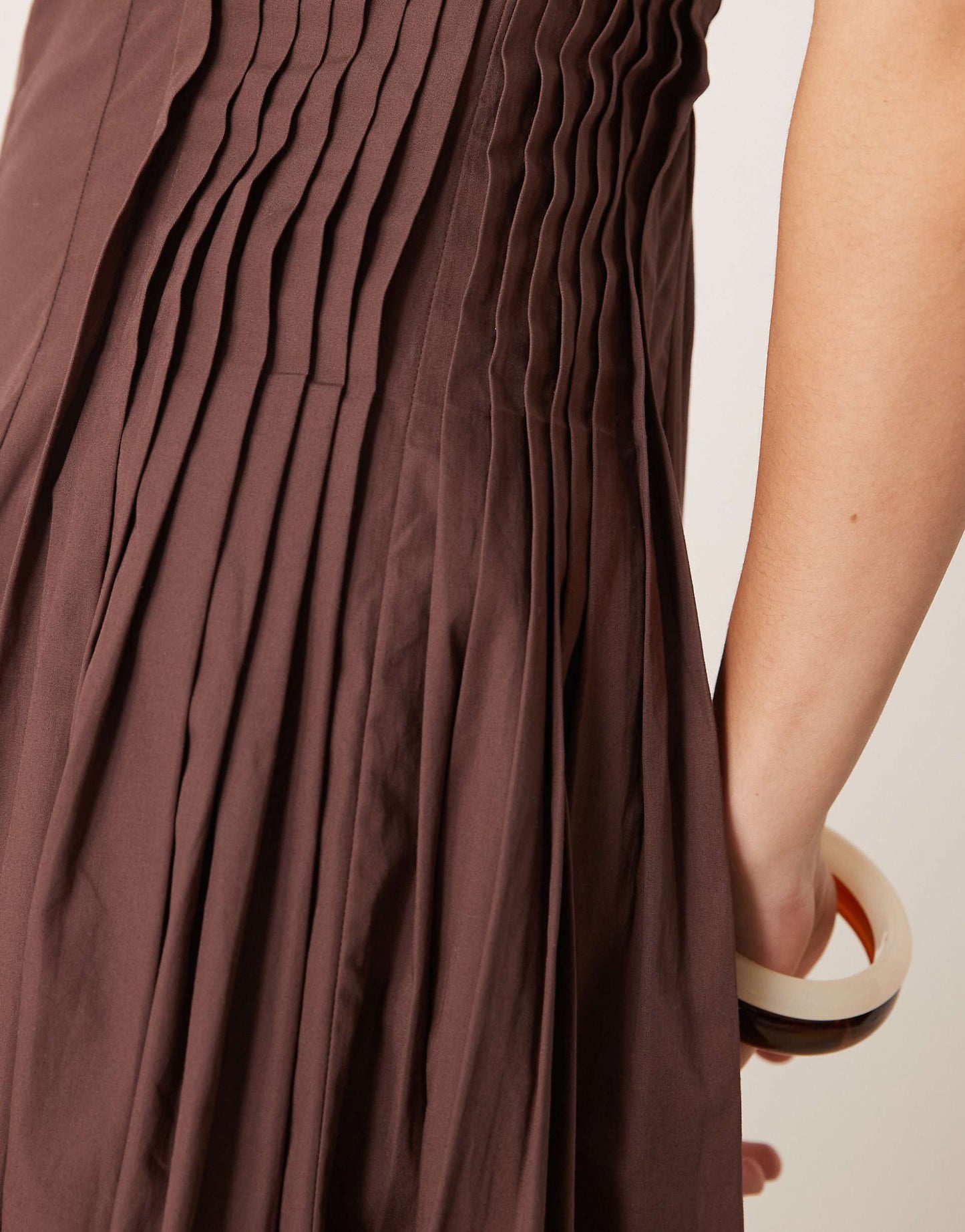Scoop Neck Pleat Waist Midi Dress