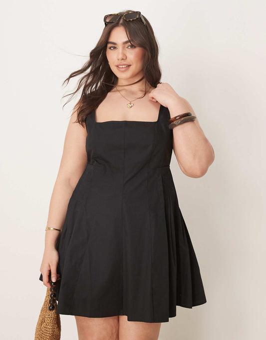 Curve Scoop Neck Pleat Waist Mini Dress
