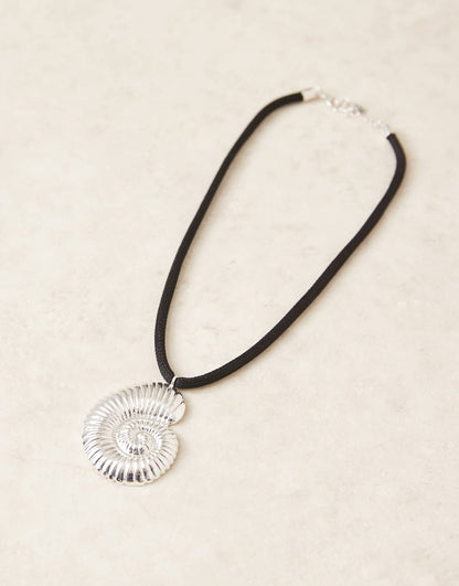 Statement Swirl Shell Cord Necklace