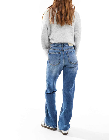 D92 Denim Straight Jeans