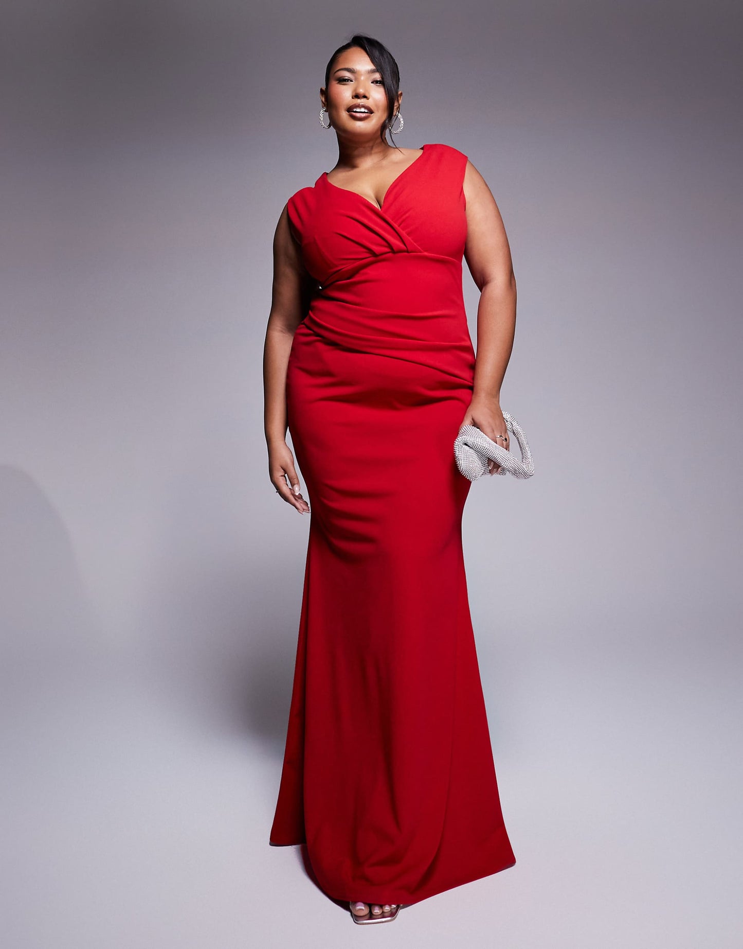 Goddiva Curve Pleated Maxi Dress