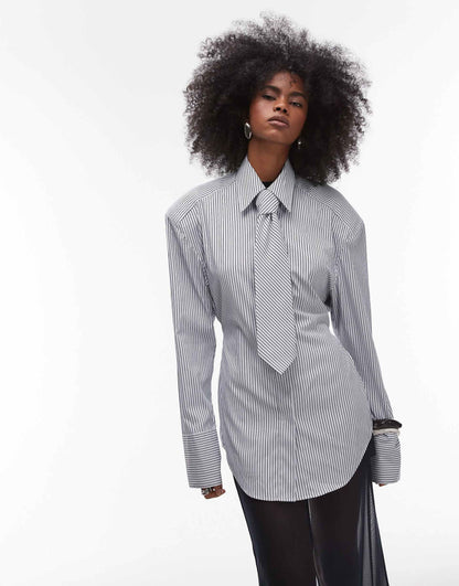 Oversized Cinch Waist Shirt With Tie