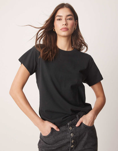 Short Sleeve Relaxed T-Shirt