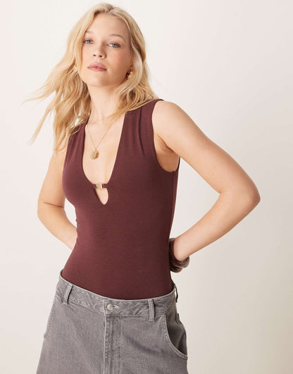 Plunge Keyhole Bodysuit