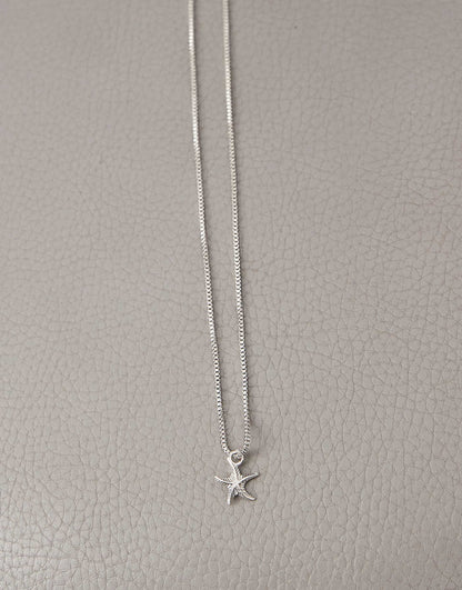 Box Chain Necklace With Starfish Pendant