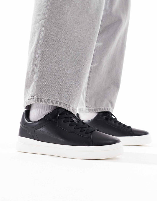 Lace Up Contrast Sole Trainer