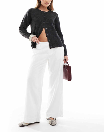 Low Rise Linen Wide Leg Trouser