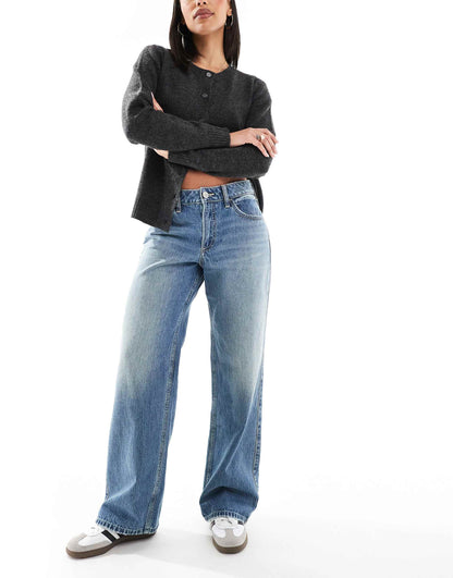Curvy Mid Rise Baggy Fit Jean