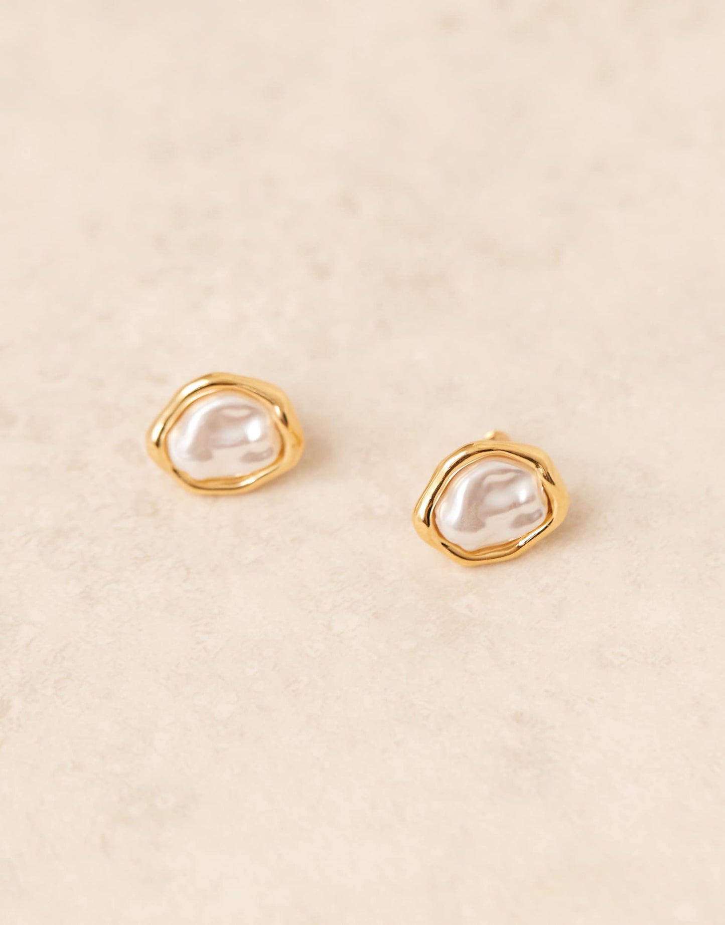 Molten Pearl Stud Earrings