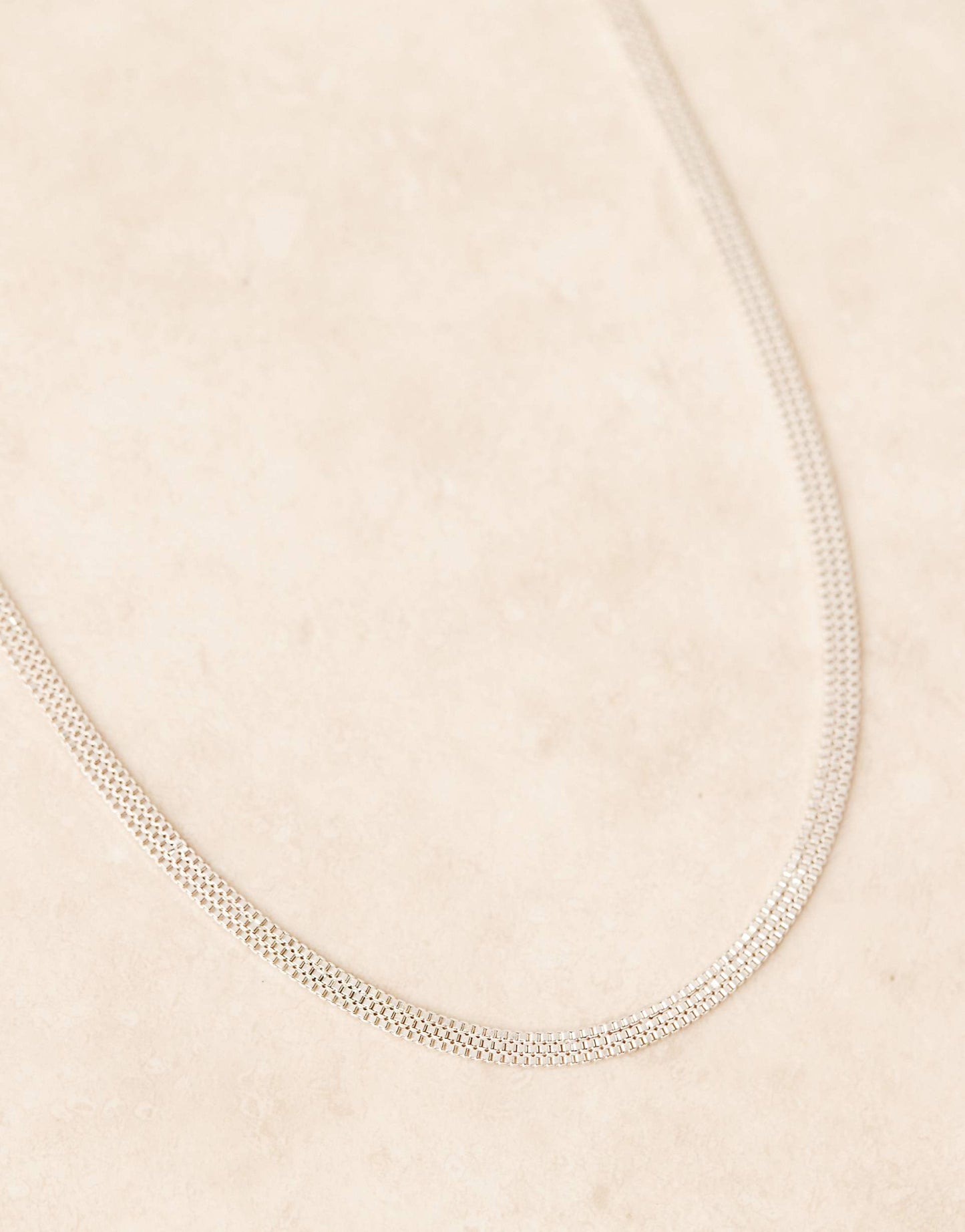Flat Box Chain Necklace 16""