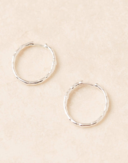 Polished Molten Oval Mid Size Hoop Earrings