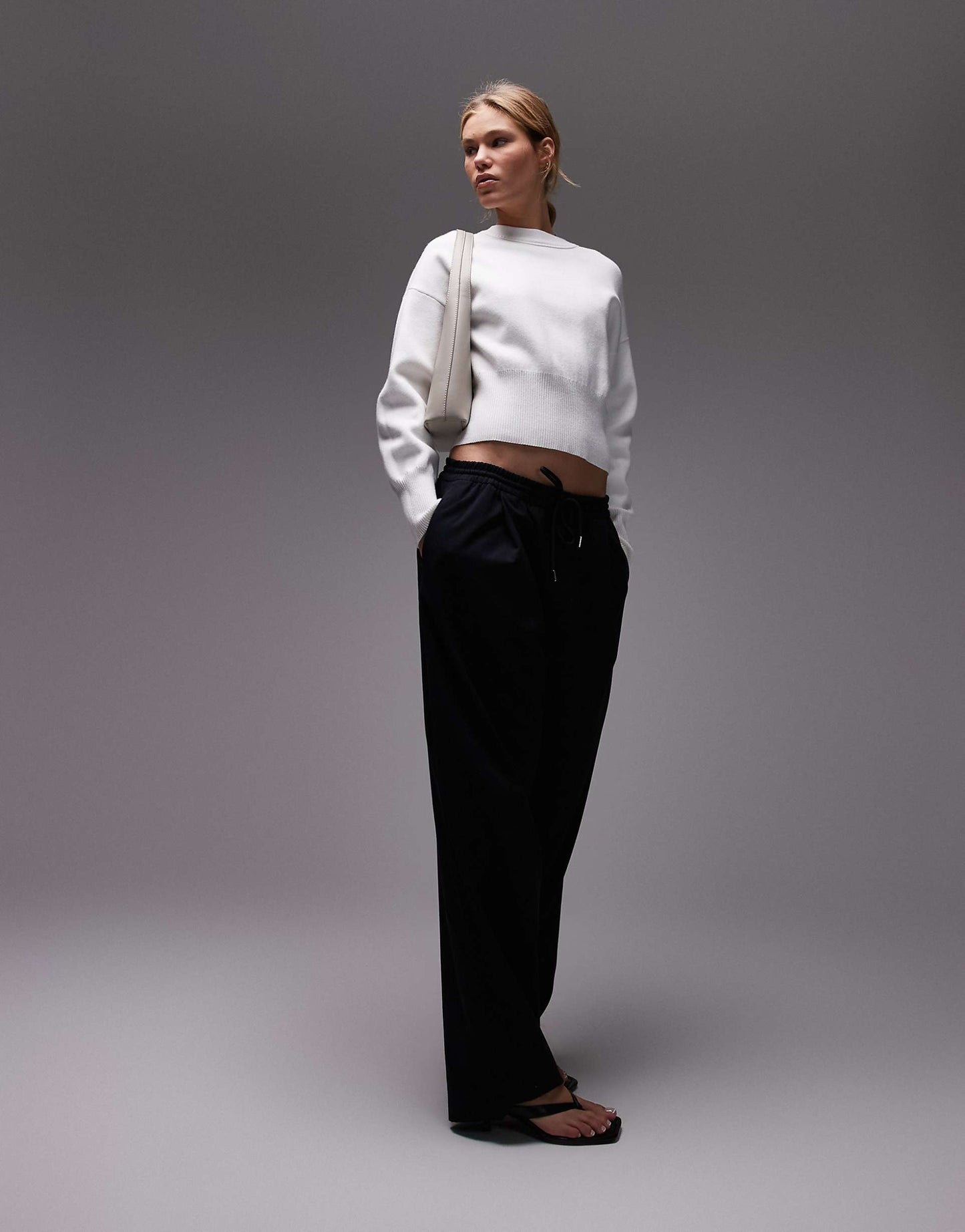 Knitted Compact Fitted Waist Jumper