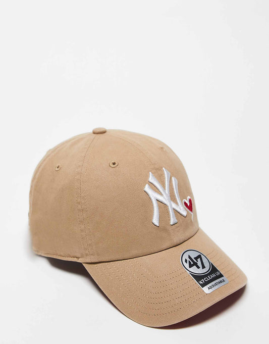 Ny Yankees Clean Up Cap With Contrast Embroidery