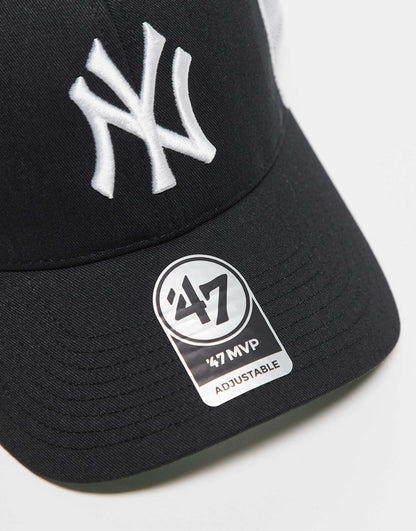 Ny Yankees Contrast Clean Up Trucker Cap