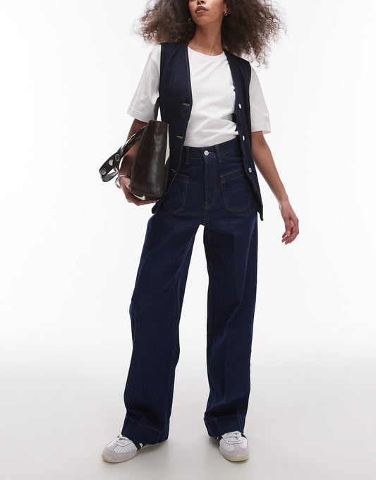 Mid Rise Loose Fit Jean With Patch Pocket
