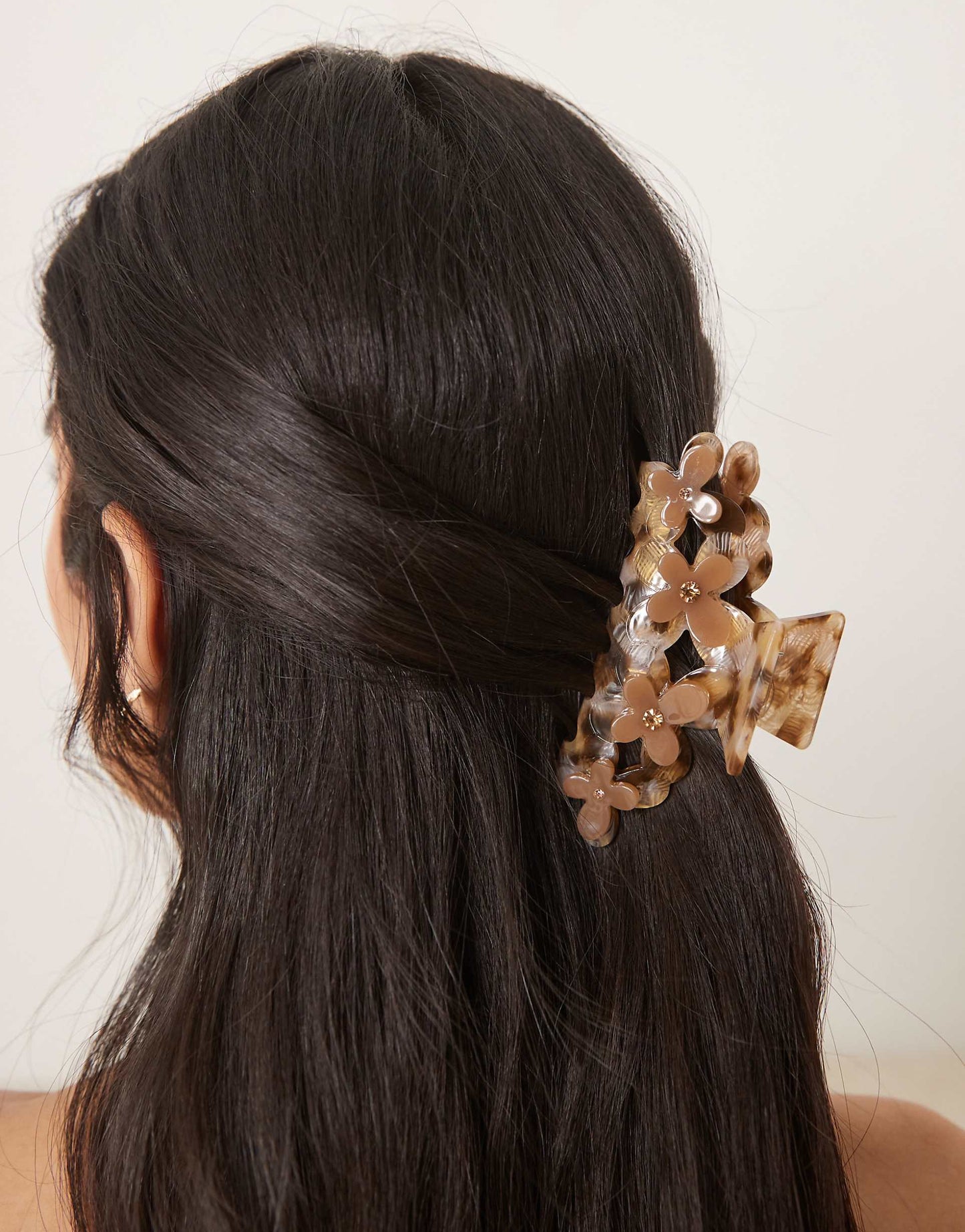 Pretty Blossom Medium Hair Claw