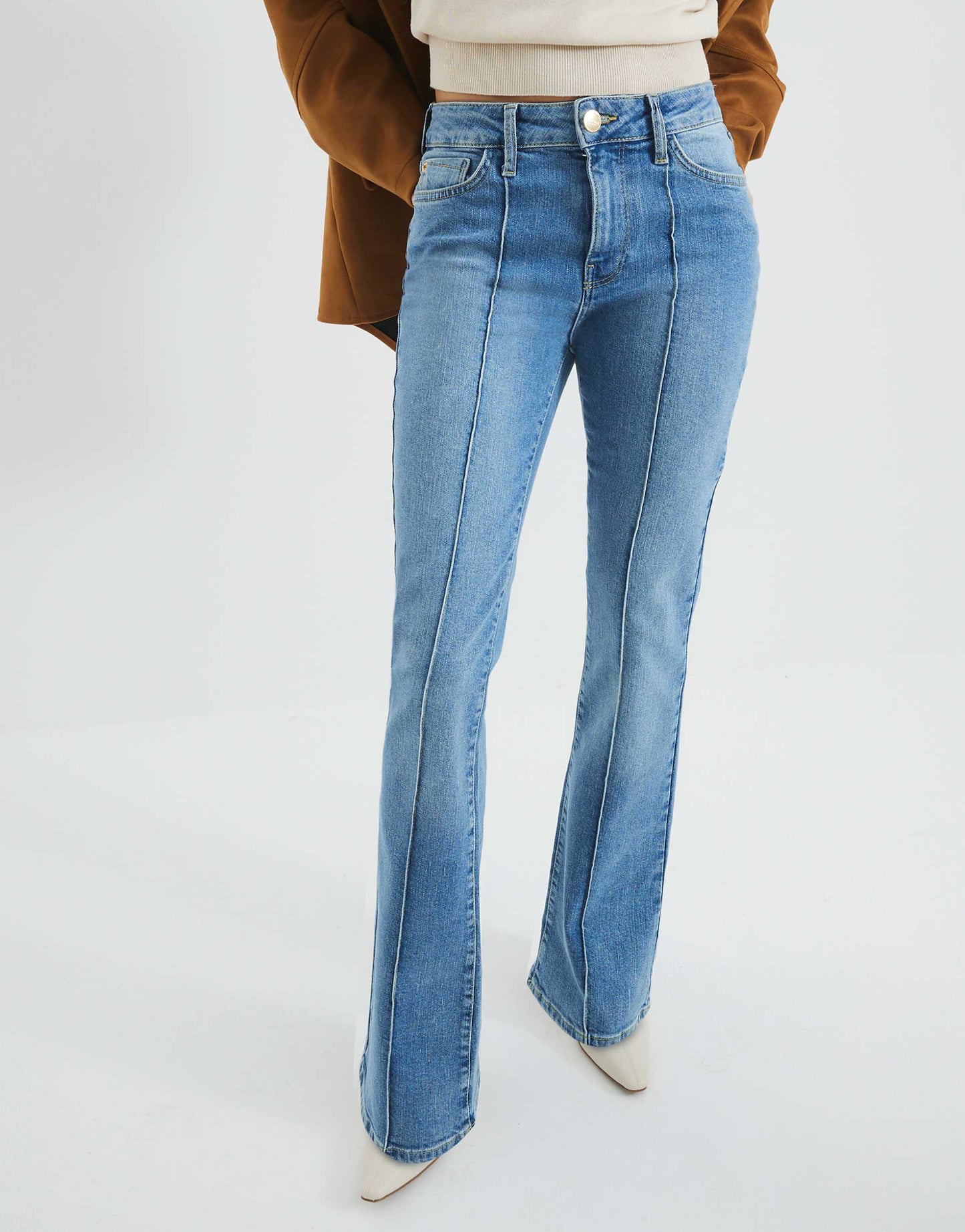 Bootcut Jean