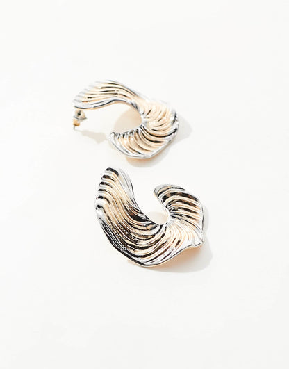 Stud Earrings With Swirl Mixed Metal Detail