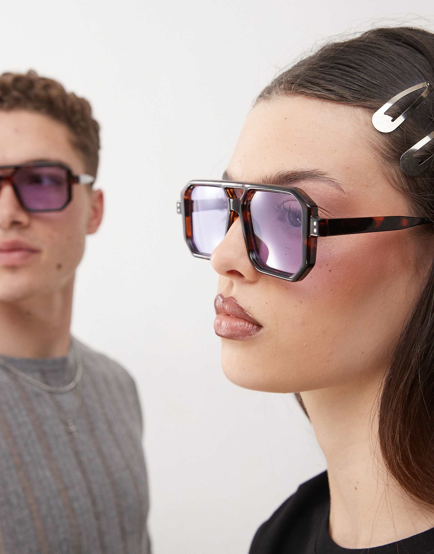 Unisex Square Edge Tortoiseshell Aviator Sunglasses With Purple Lense