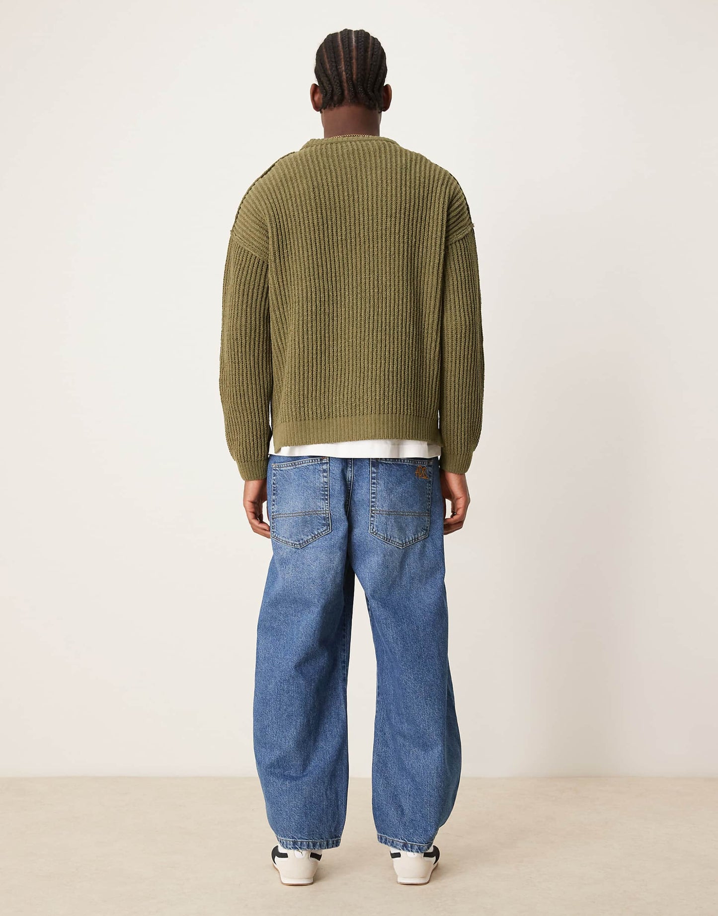 Barrel Fit Jeans With Ads Logo