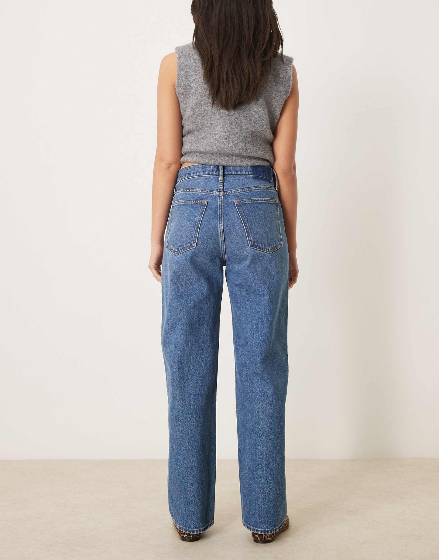 Mid Rise Slouchy Fit Jean