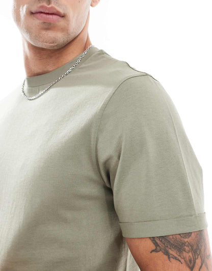 Essential Crew Neck T-Shirt With Roll Sleeve