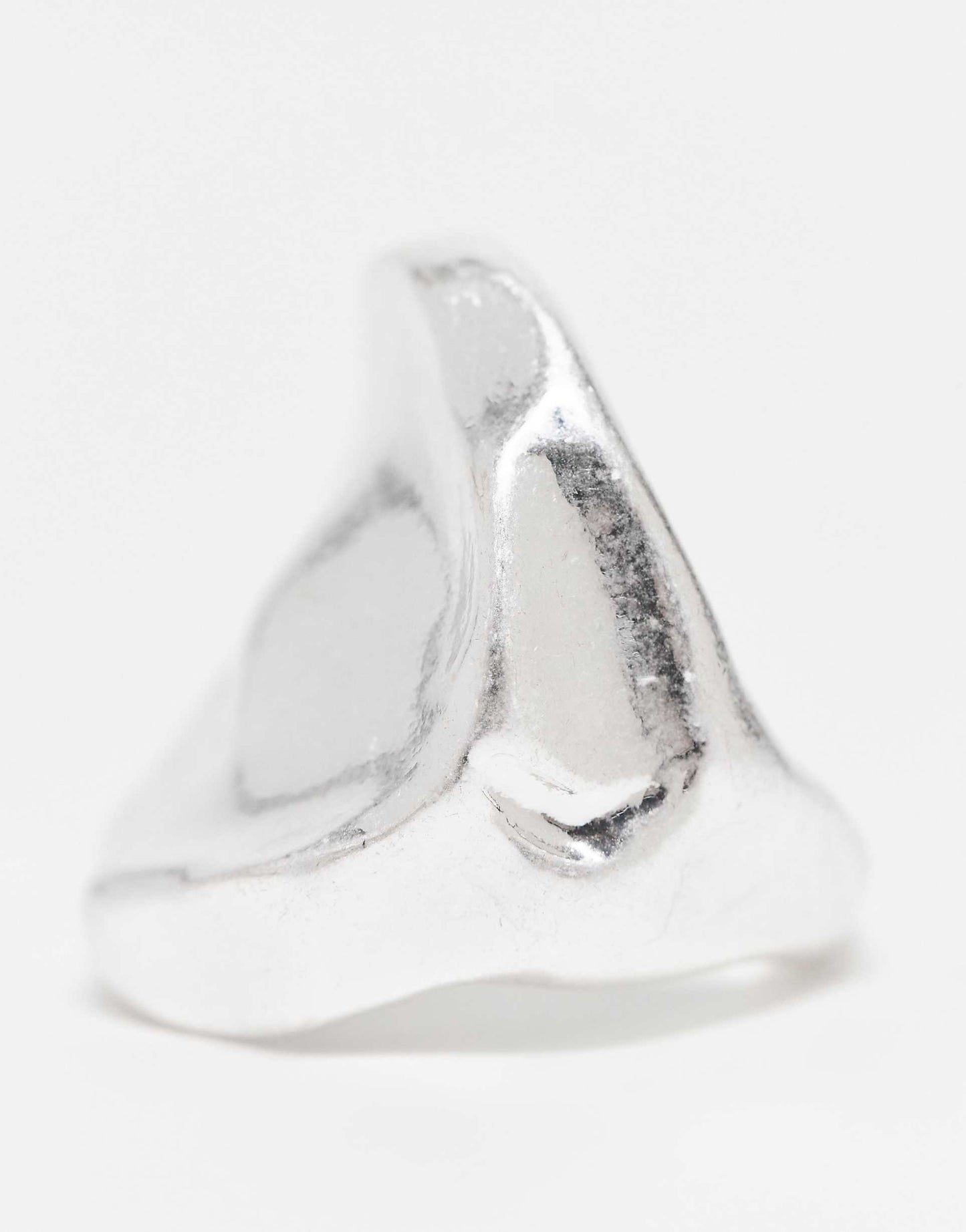 Oversized Ring With Molten Detail