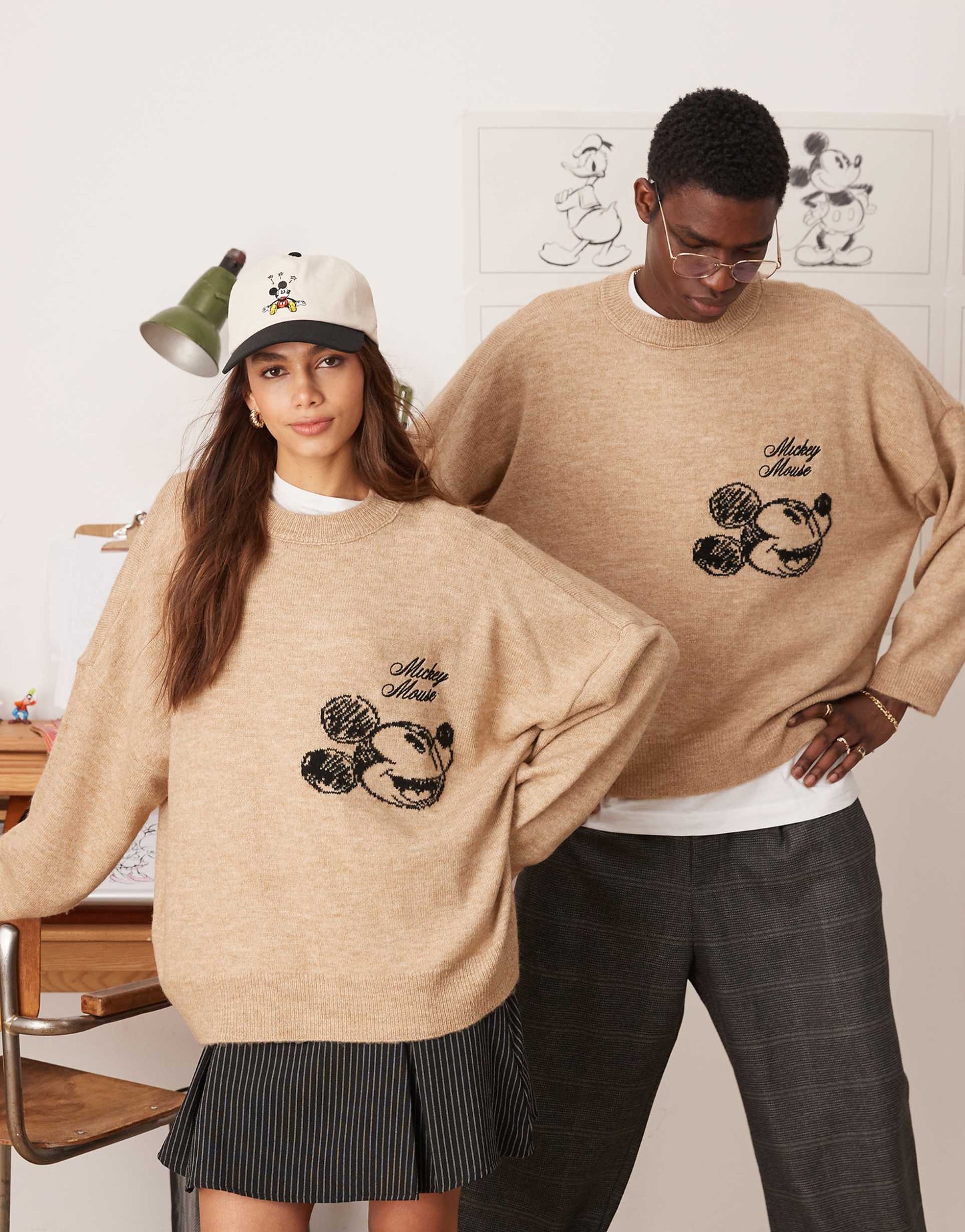 Disney Super Oversized Boxy Fit Knitted Crew Neck Jumper With Mickey Mouse Embroidery