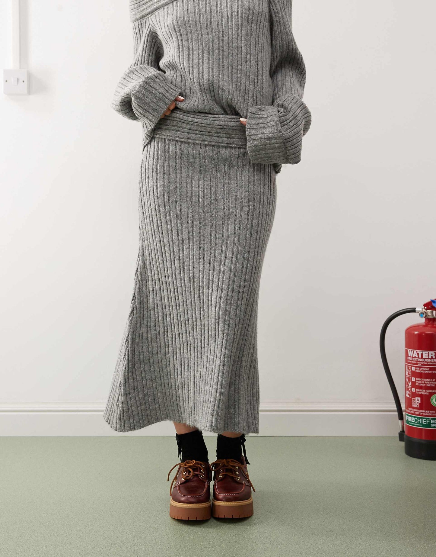 Knitted Ribbed Maxi Skirt