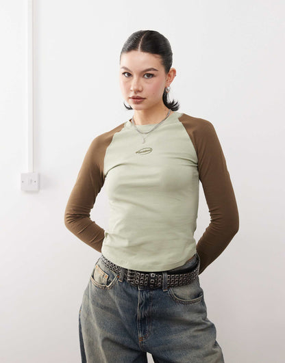 Raglan Detail Top